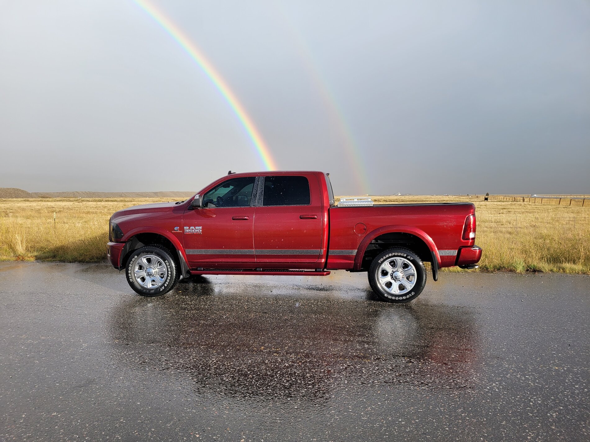 4G-Stephen Arthur - truck shot rainbow.jpg
