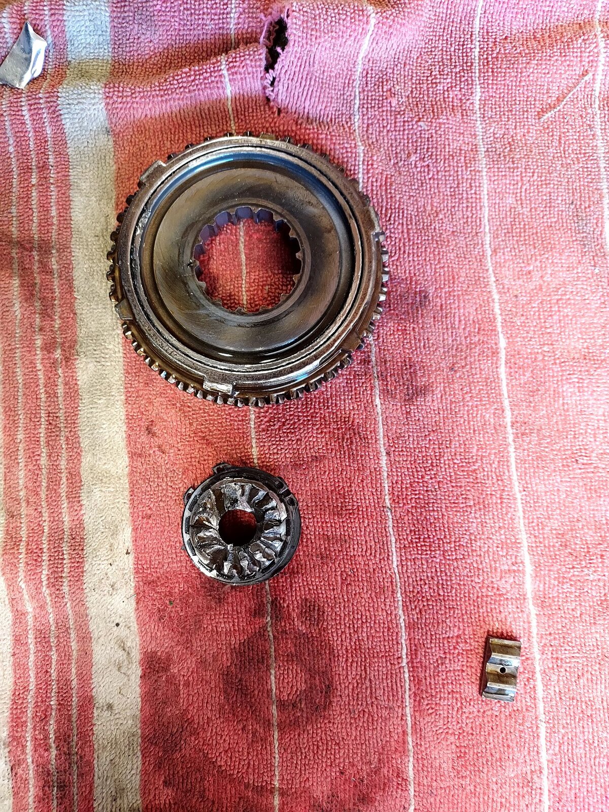 Clutch gear shaft broken NV 4500.jpeg